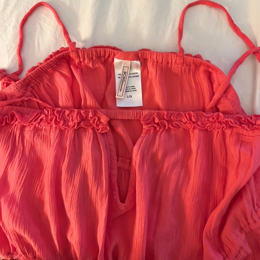 BCBG Coral Keyhole ruffled Dress - Picture 10 of 16